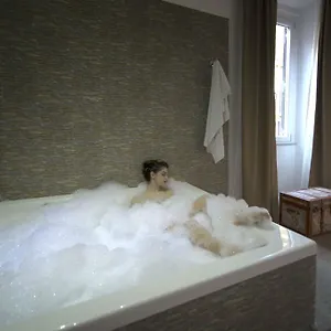 https://irooms-ripetta.it-romehotels.com