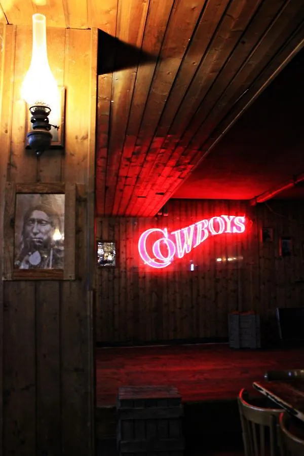 Cowboys Guest Ranch Hotel Voghera